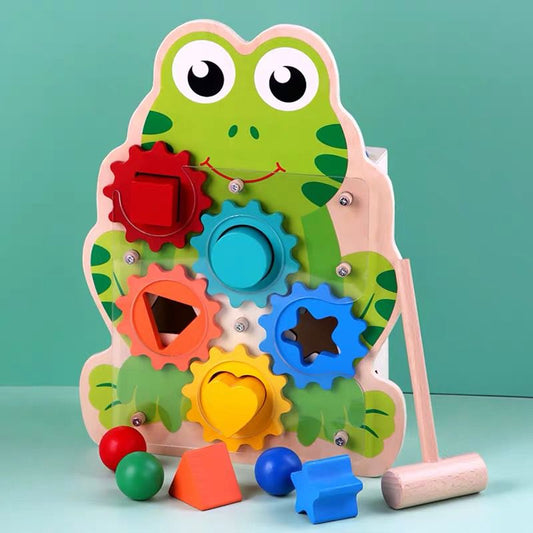 SAPO CON FIGURAS PARA MARTILLAR